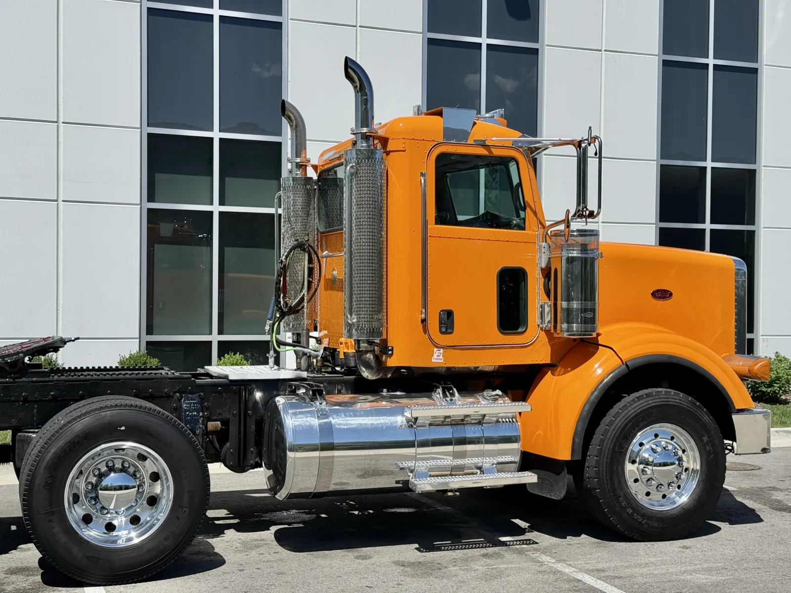 2006 Peterbilt in New Lenox, IL — photo 7