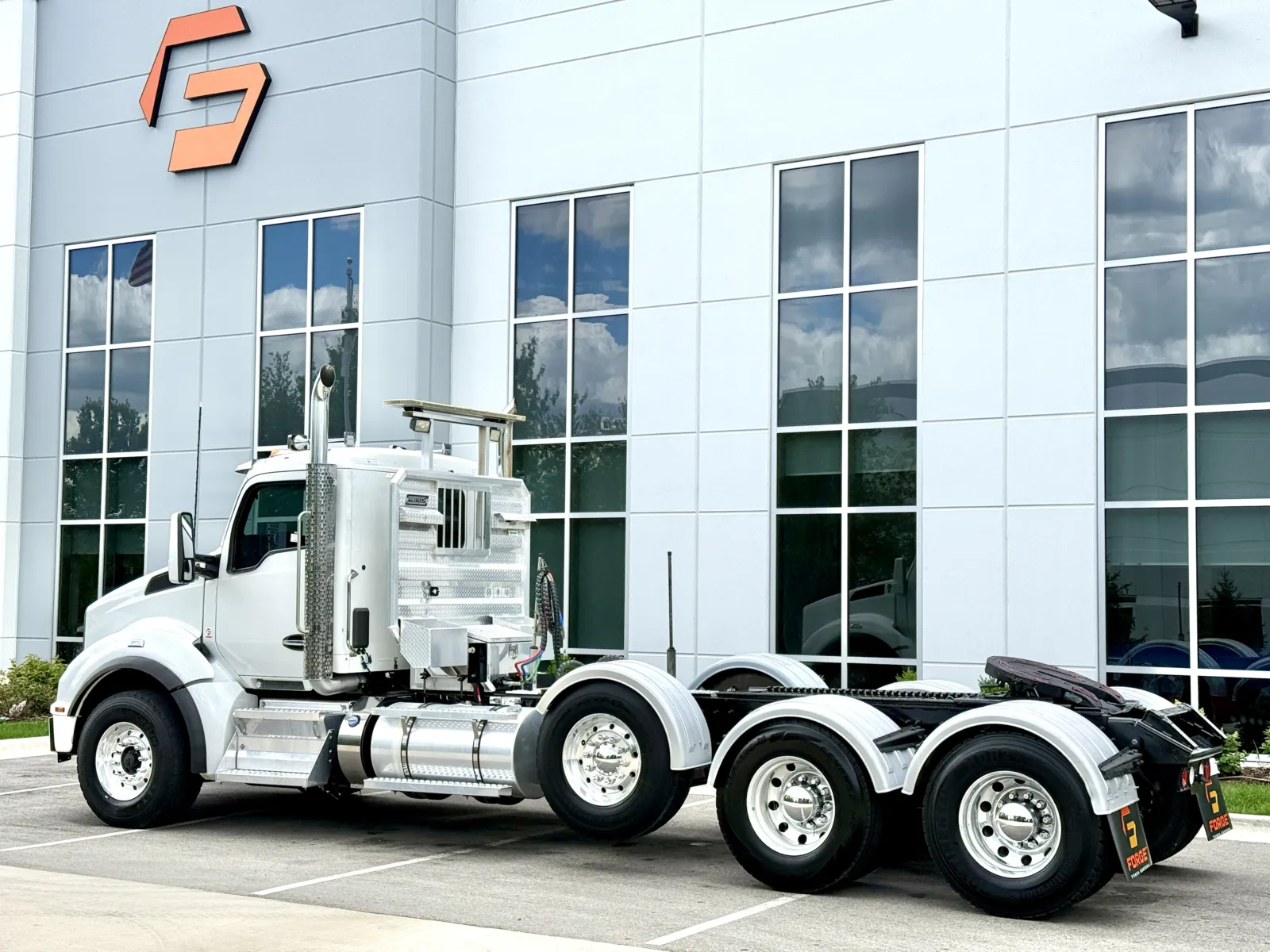 2020 Kenworth T880 in New Lenox, IL — photo 6