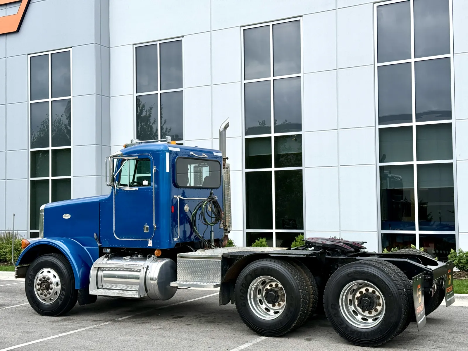 1998 Peterbilt in New Lenox, IL — photo 6
