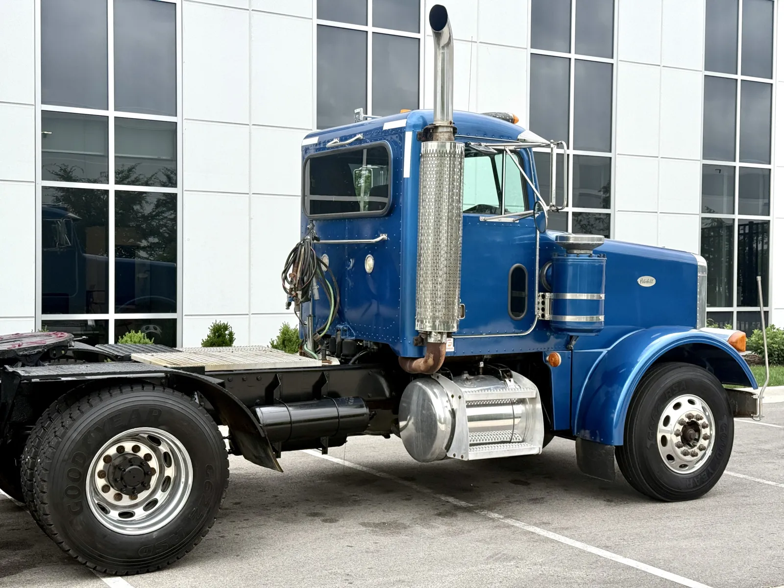 1998 Peterbilt in New Lenox, IL — photo 7