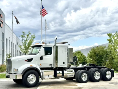 2015 PETERBILT 567 for sale in New Lenox, IL