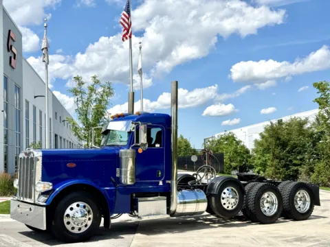 2014 PETERBILT 389 for sale in New Lenox, IL