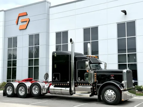 Photos of 2019 PETERBILT 389 for sale in New Lenox, IL at Forge Truck Centers - Illinois