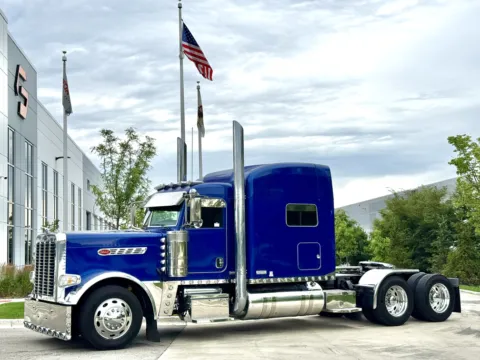 2016 PETERBILT 389 for sale in New Lenox, IL