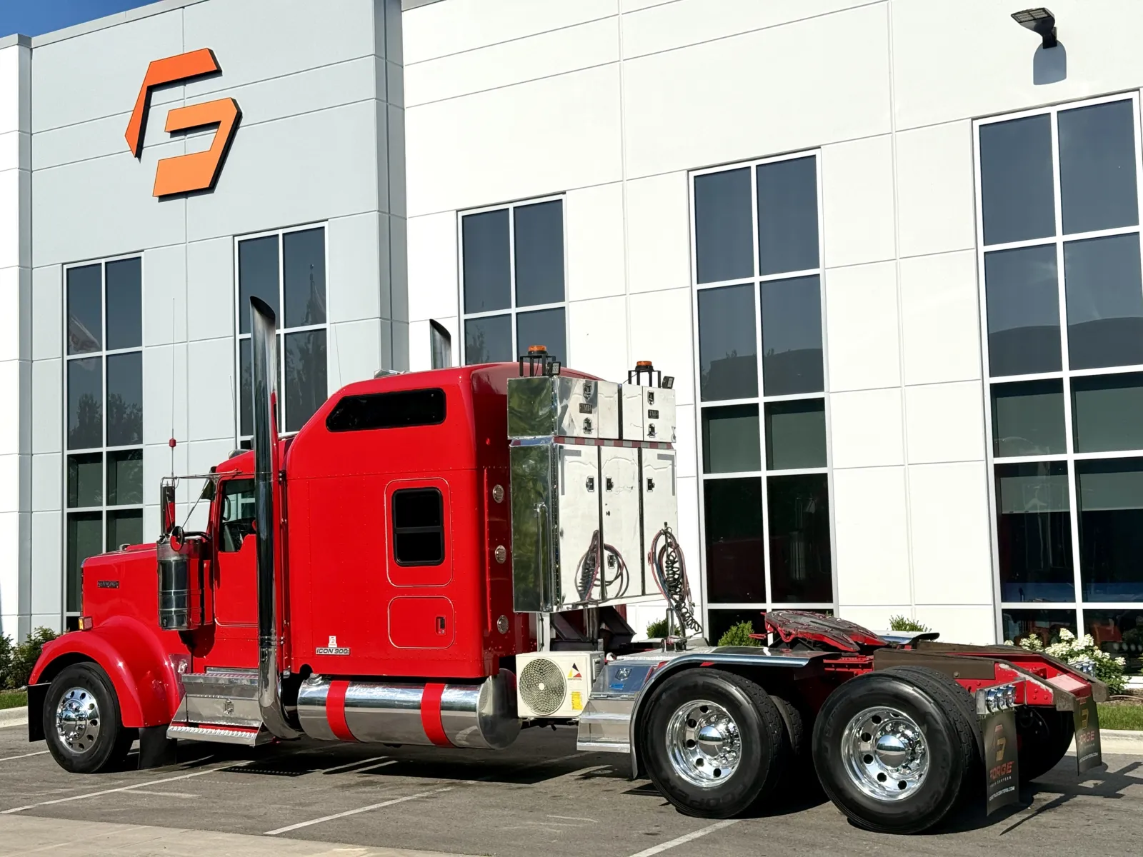 2015 Kenworth W900 in New Lenox, IL — photo 6