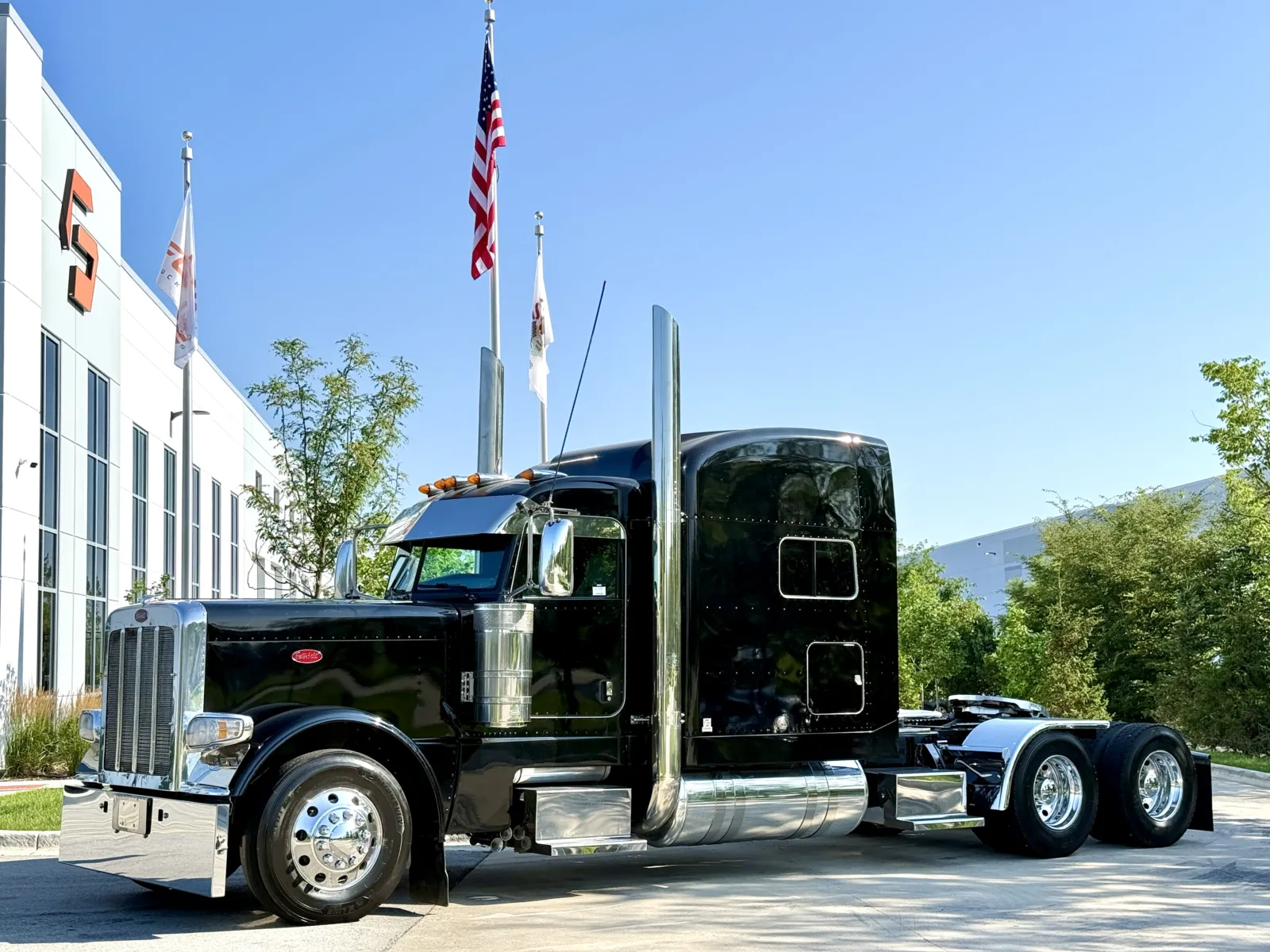 2015 PETERBILT 389 for sale in New Lenox, IL