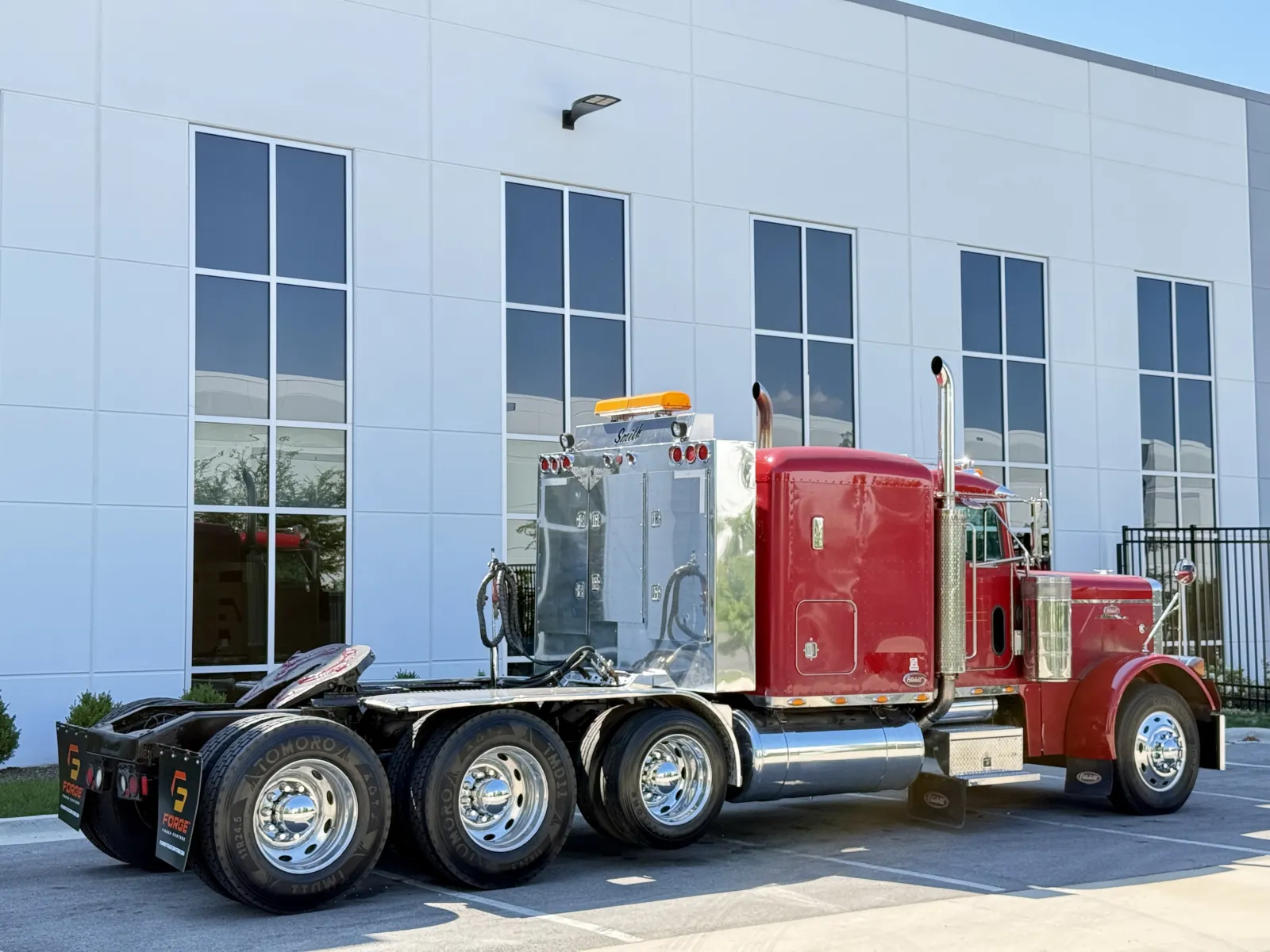 2000 Peterbilt 379 in New Lenox, IL — photo 5