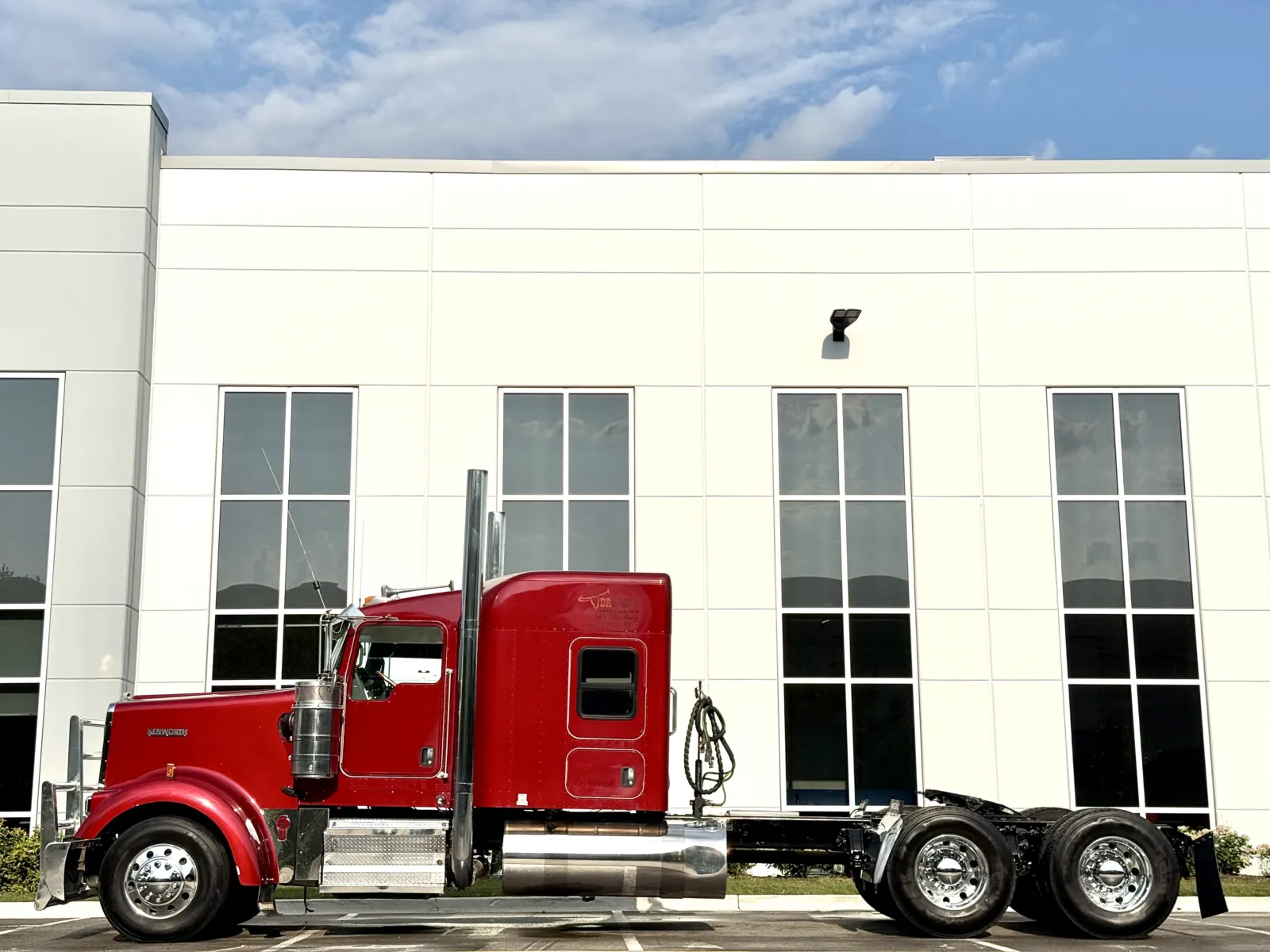 2016 Kenworth W900 in New Lenox, IL — photo 4