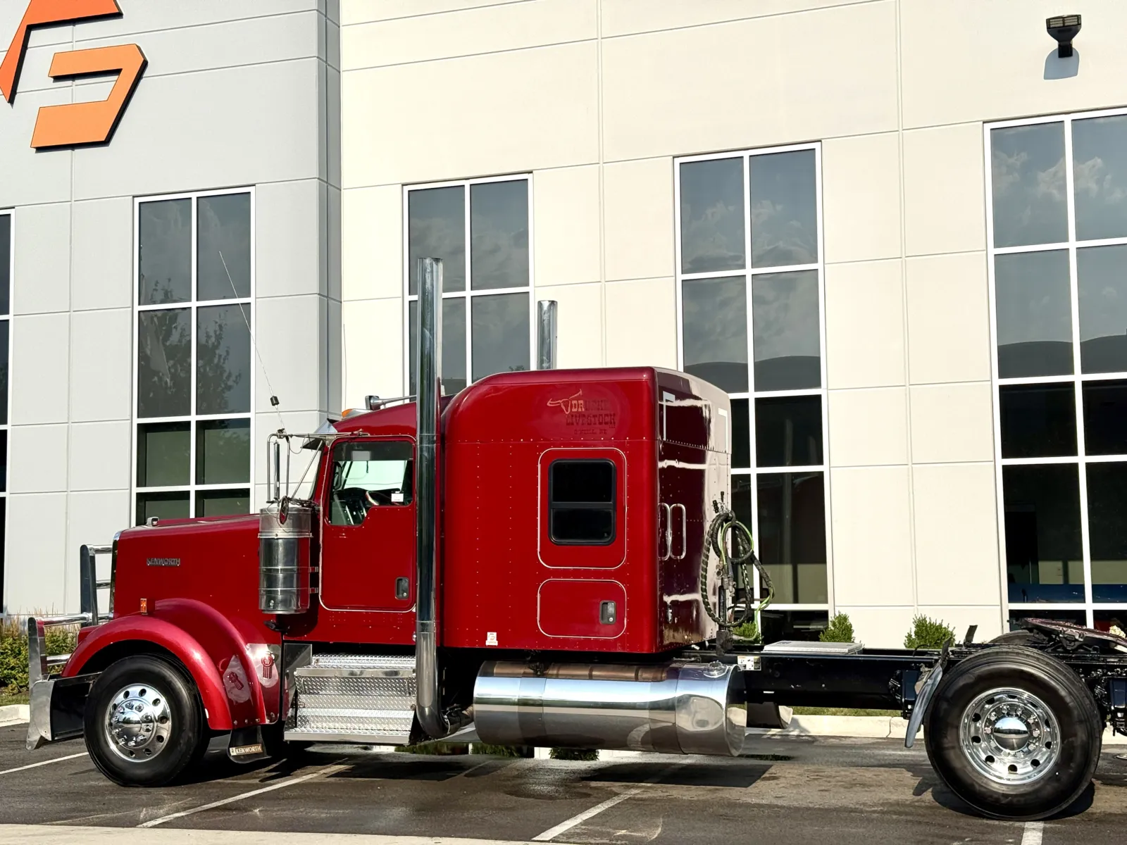2016 Kenworth W900 in New Lenox, IL — photo 8