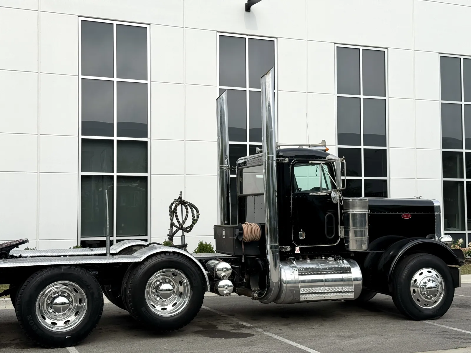 1996 Peterbilt 379 in New Lenox, IL — photo 7