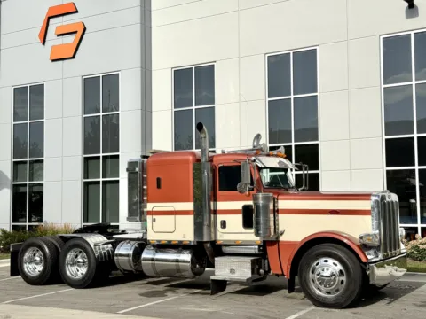 Photos of 2012 PETERBILT 389 for sale in New Lenox, IL at Forge Truck Centers - Illinois