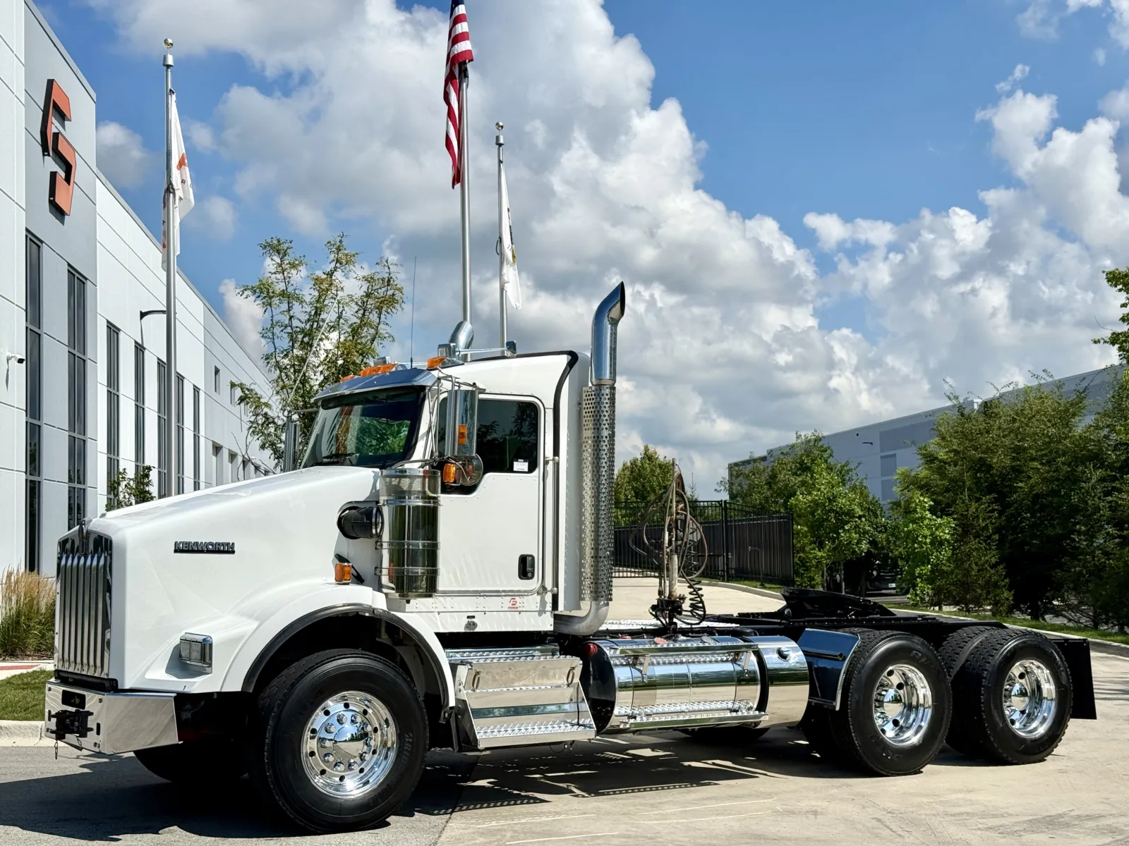 2020 KENWORTH T800 for sale in New Lenox, IL