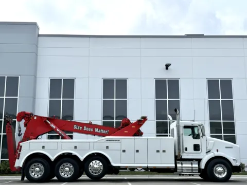 Another view of 2007 KENWORTH T800 for sale in New Lenox, IL at Forge Truck Centers - Illinois