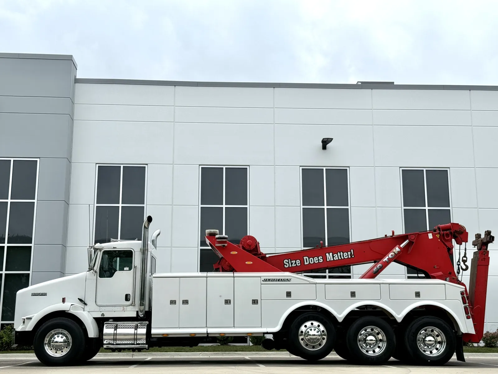2007 Kenworth T800 in New Lenox, IL — photo 4