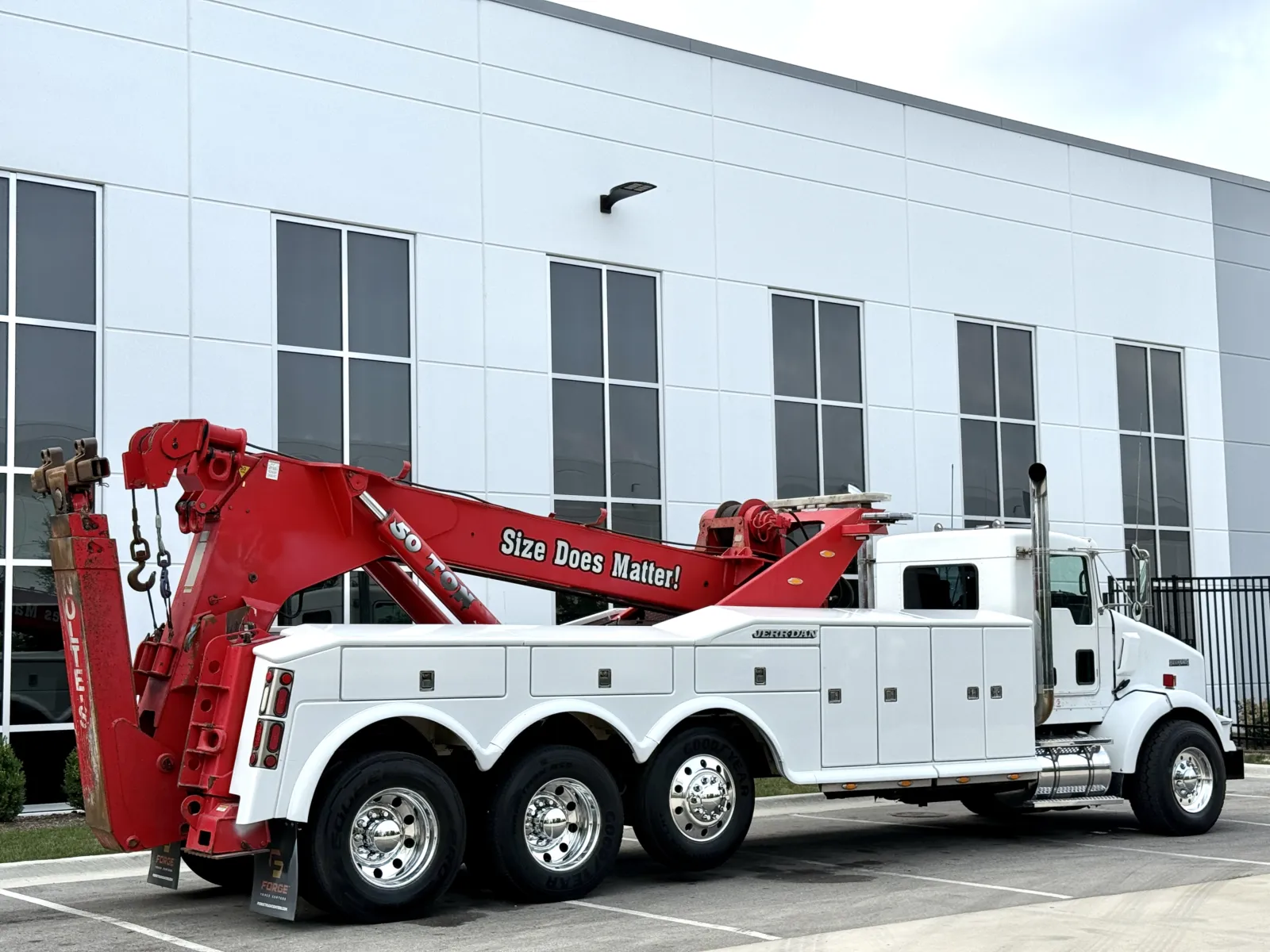 2007 Kenworth T800 in New Lenox, IL — photo 5