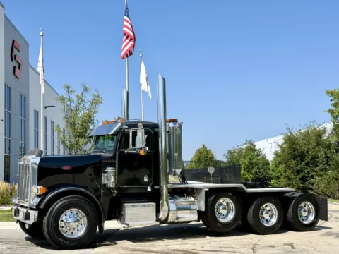 2004 PETERBILT 379 for sale in New Lenox, IL