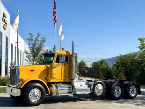 2003 PETERBILT 379 for sale in New Lenox, IL