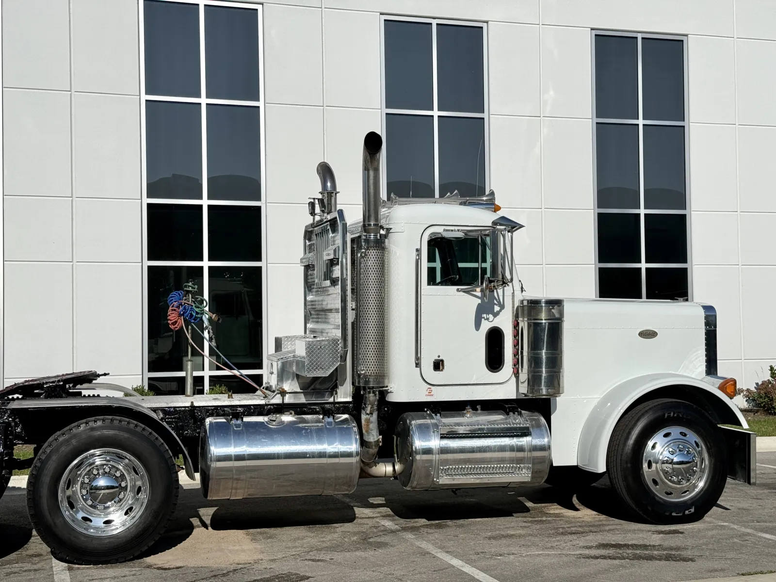 1996 Peterbilt 379 in New Lenox, IL — photo 7