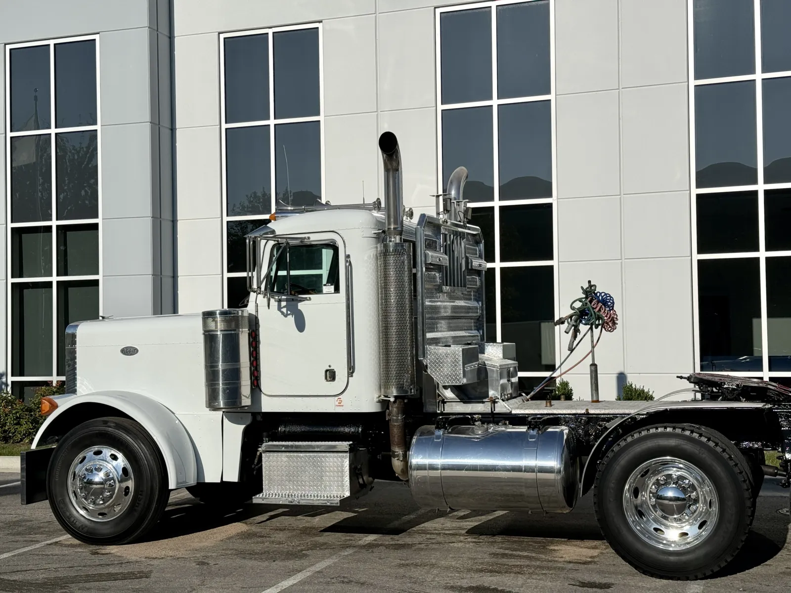 1996 Peterbilt 379 in New Lenox, IL — photo 8