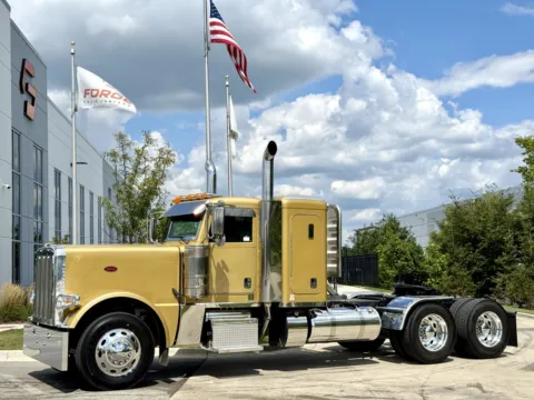 2022 PETERBILT 389 for sale in New Lenox, IL