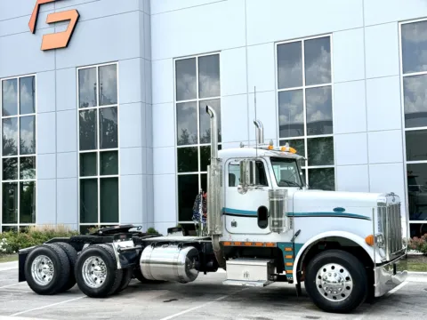 Photos of 1998 PETERBILT 379 for sale in New Lenox, IL at Forge Truck Centers - Illinois