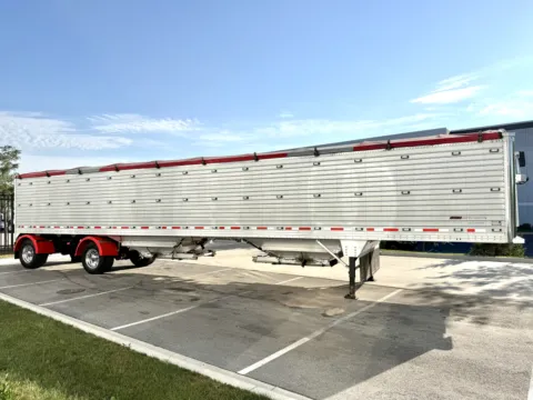 Another view of 2021 TIMPTE GRAIN TRAILER for sale in New Lenox, IL at Forge Truck Centers - Illinois