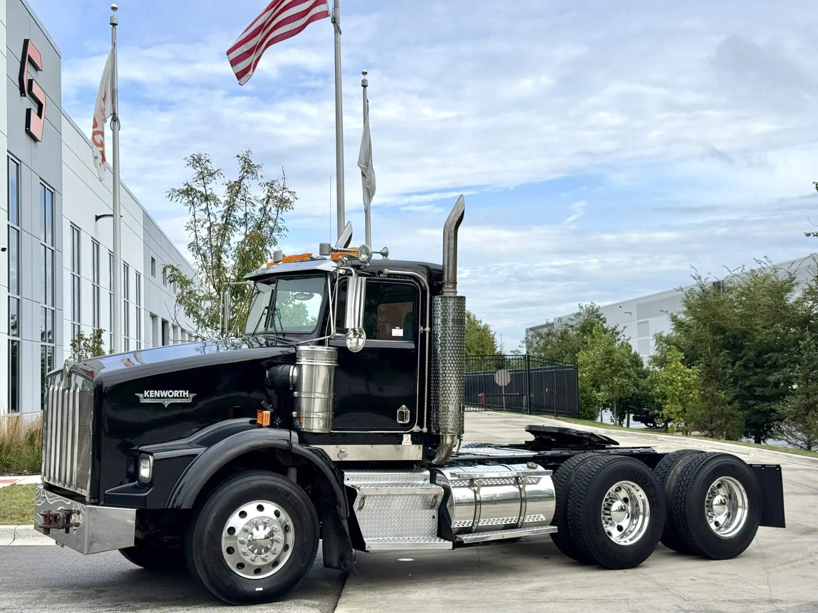 2000 KENWORTH T800 for sale in New Lenox, IL