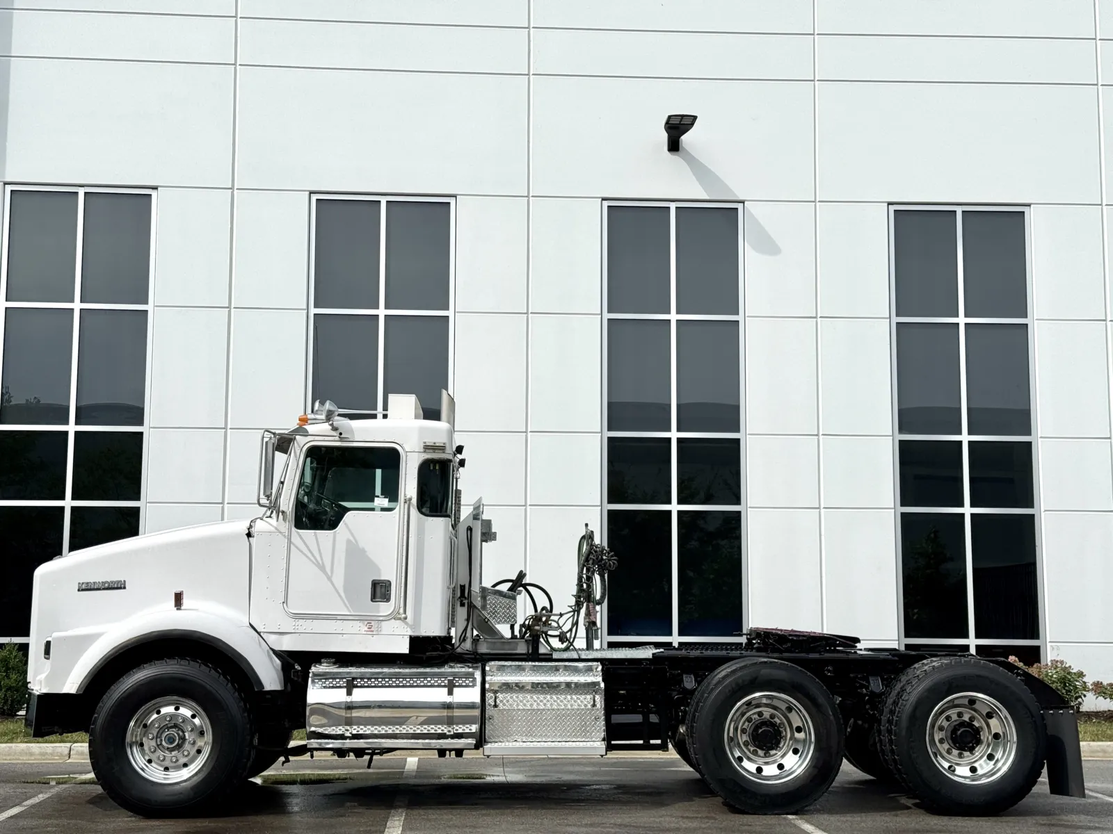 1997 Kenworth T800 in New Lenox, IL — photo 4