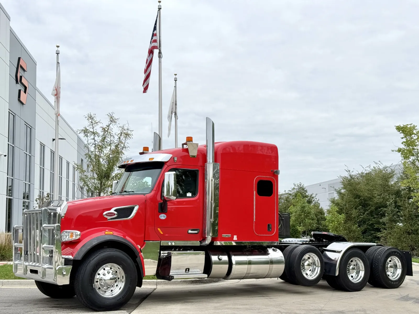 2019 PETERBILT 567 for sale in New Lenox, IL
