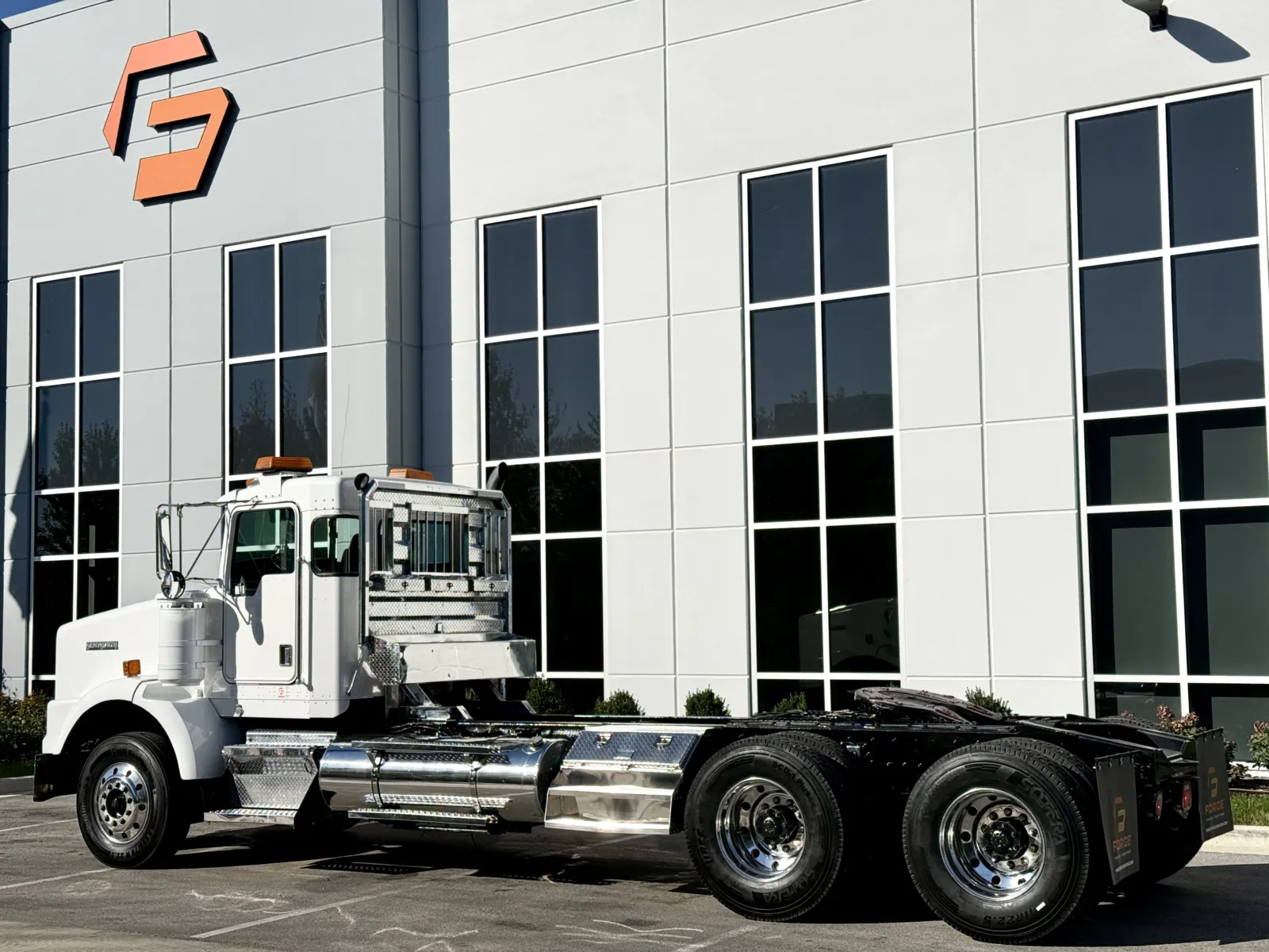 2002 Kenworth T800 in New Lenox, IL — photo 6