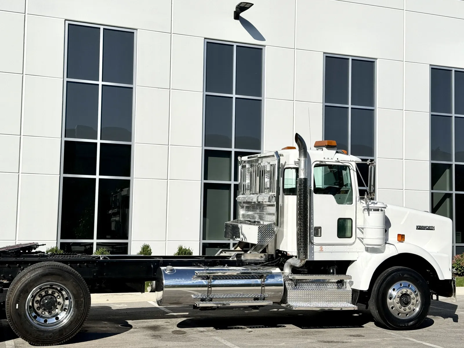 2002 Kenworth T800 in New Lenox, IL — photo 7