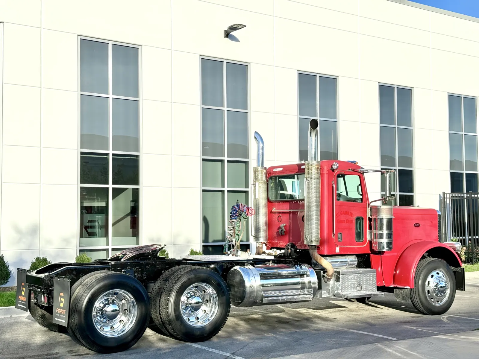 2009 Peterbilt 389 in New Lenox, IL — photo 5