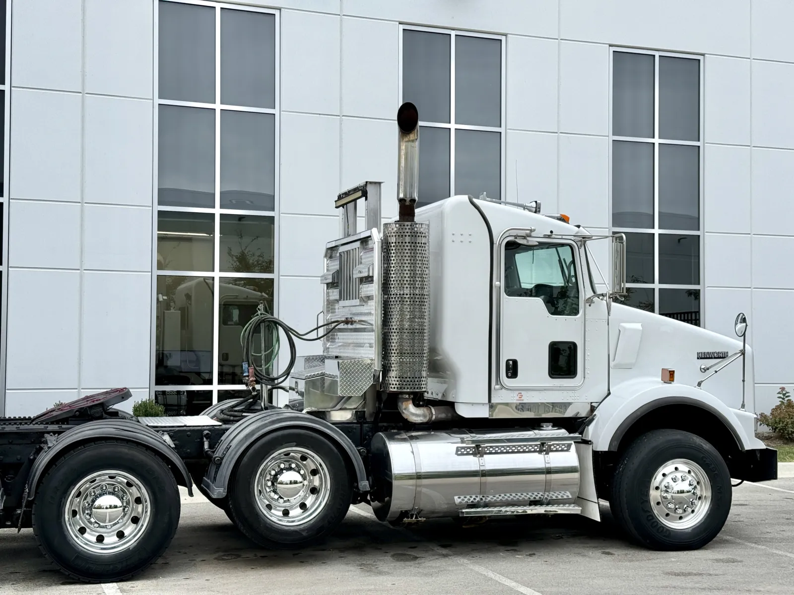 2011 Kenworth T800 in New Lenox, IL — photo 7