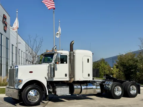 2015 PETERBILT 389 for sale in New Lenox, IL
