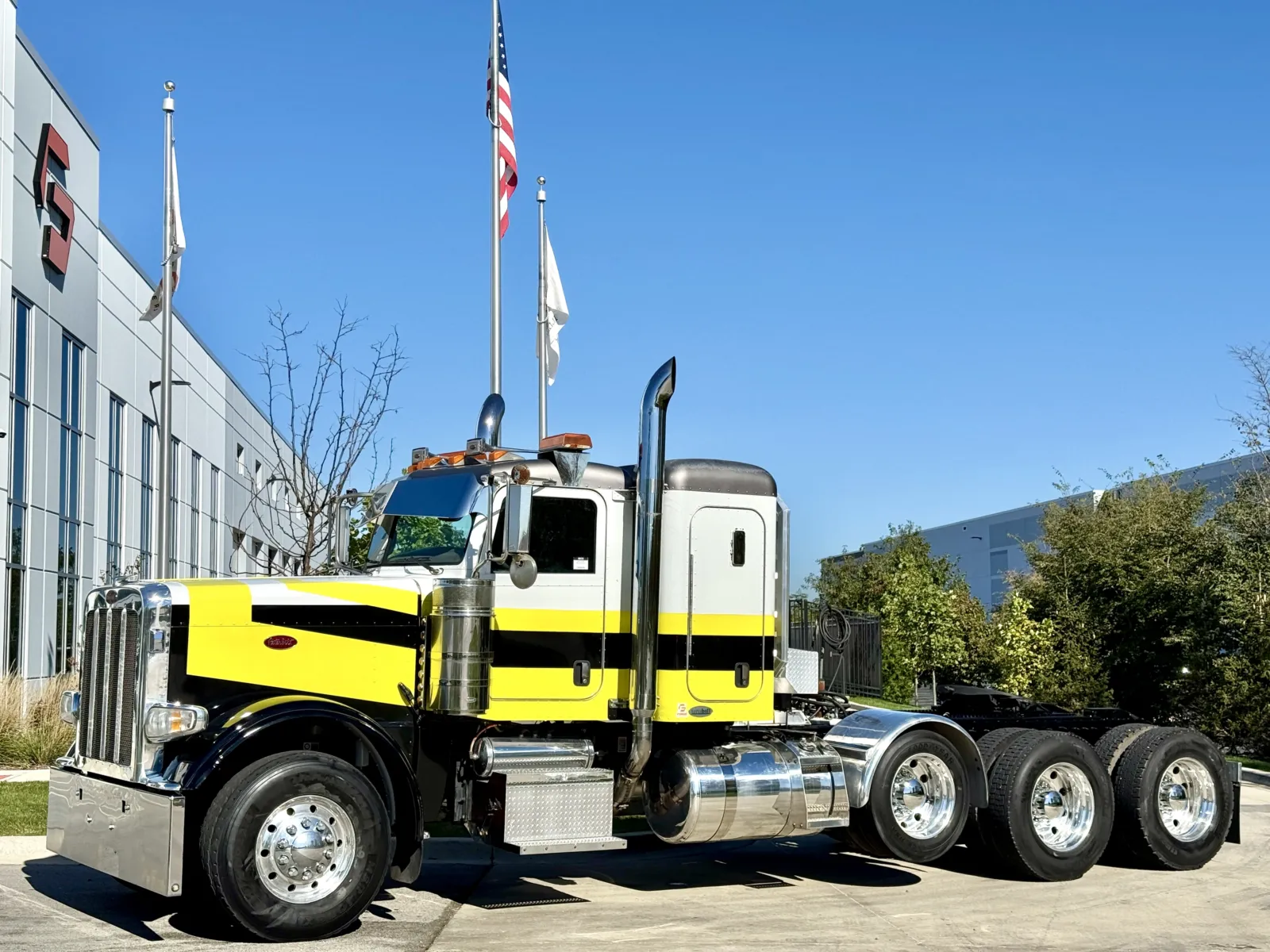 2008 PETERBILT 388 for sale in New Lenox, IL