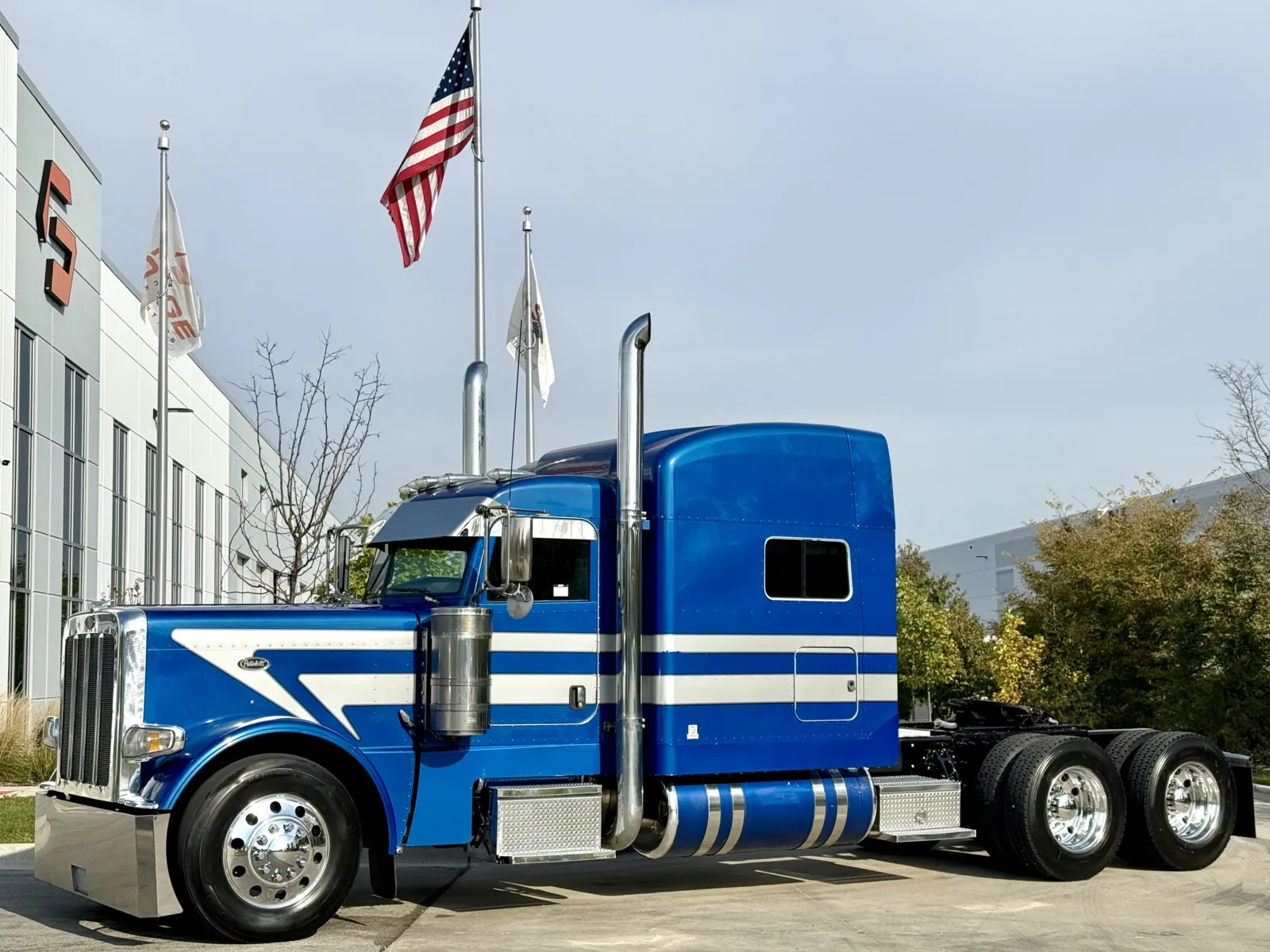 2019 PETERBILT 389 for sale in New Lenox, IL
