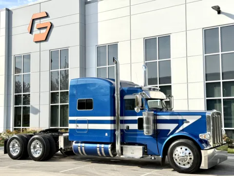 Photos of 2019 PETERBILT 389 for sale in New Lenox, IL at Forge Truck Centers - Illinois