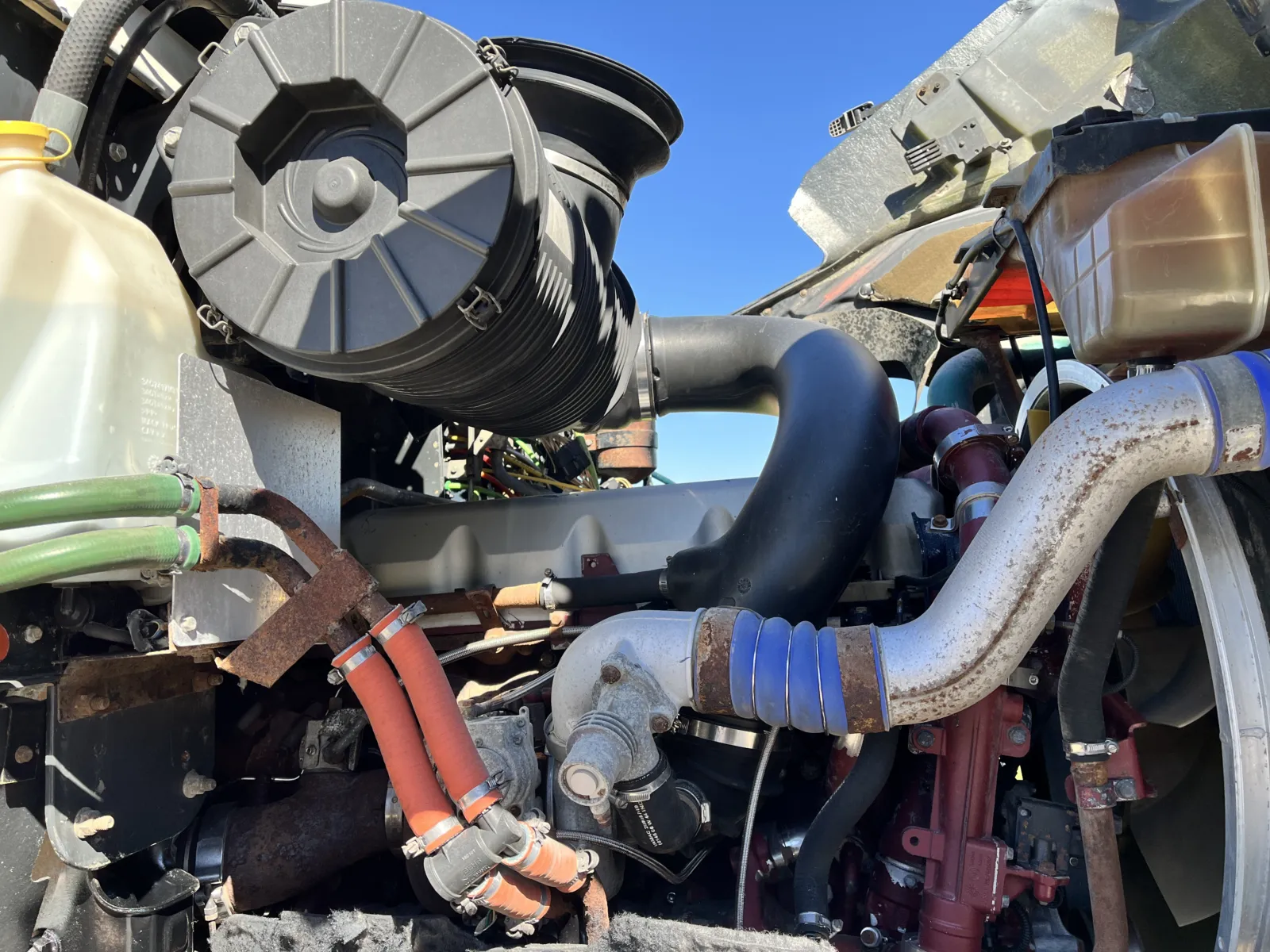 2008 Mack - image 12