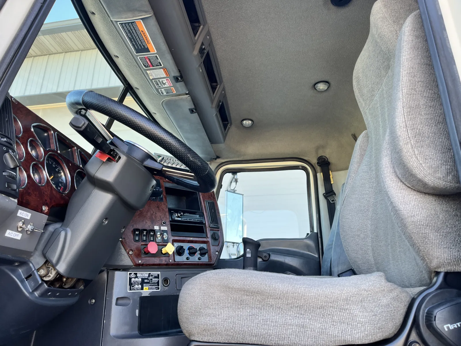 2008 Mack - image 14