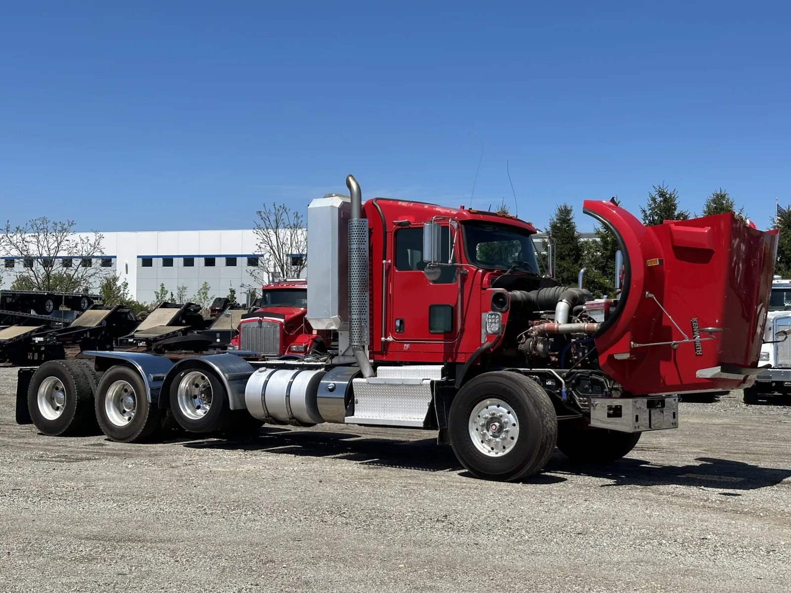 2012 Kenworth T800 - image 9