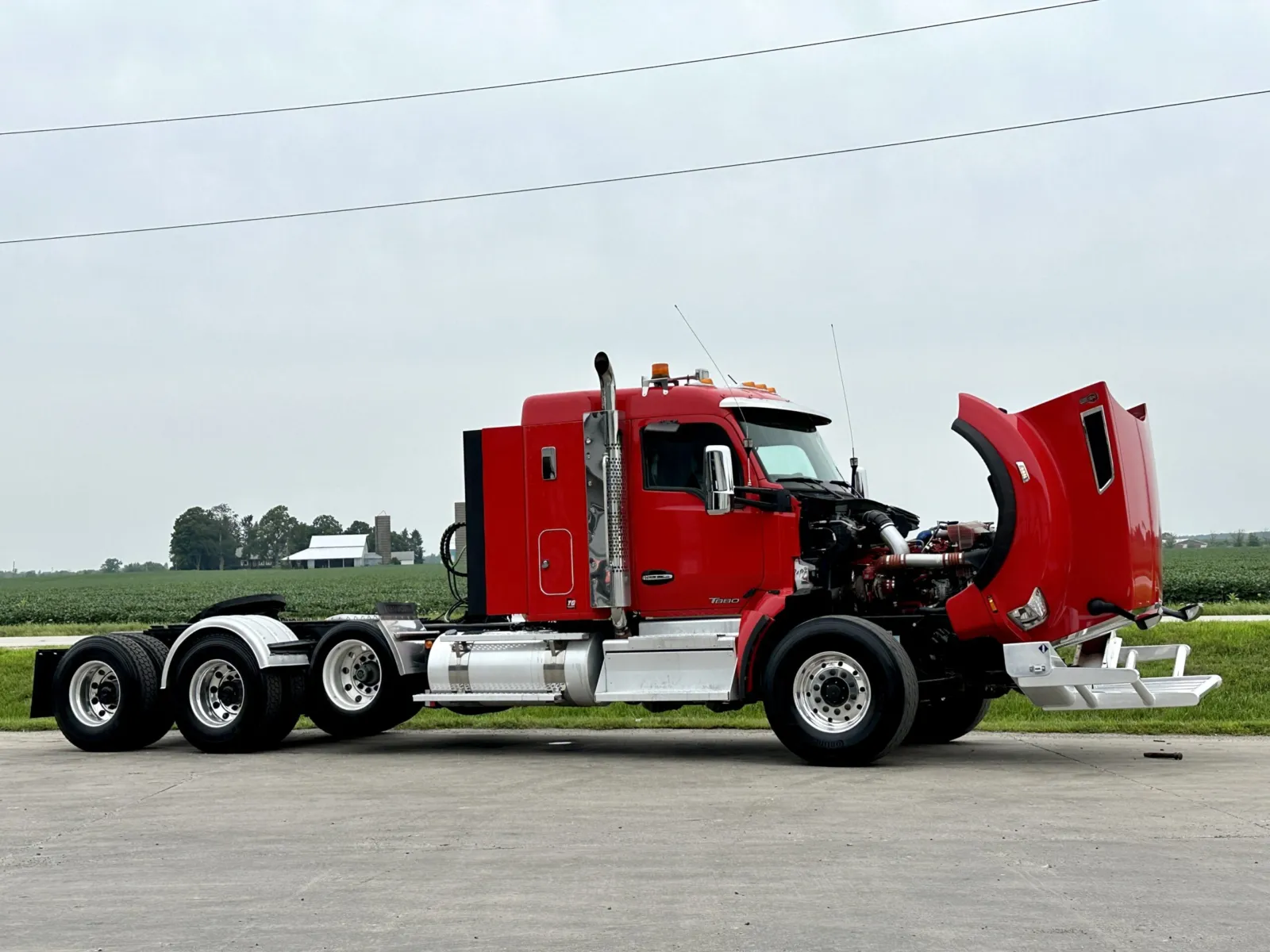 2020 Kenworth T880 - image 9