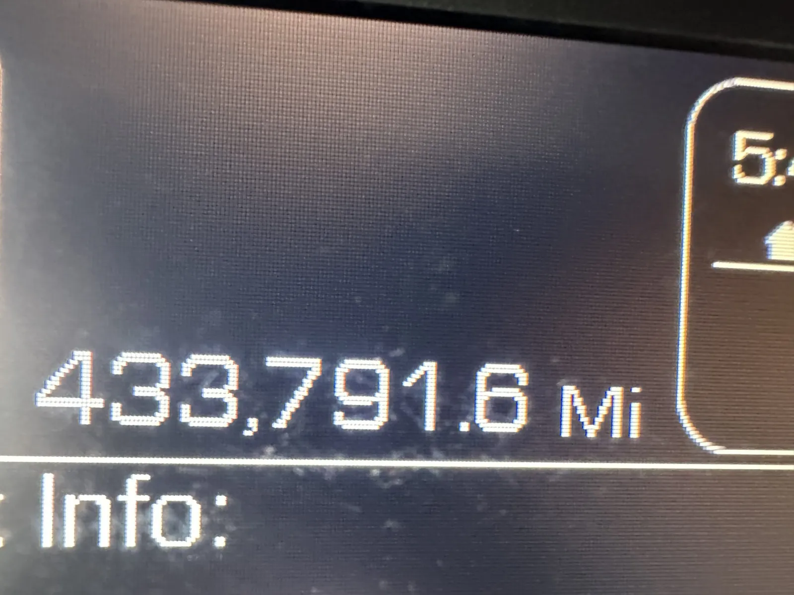 2020 Kenworth T880 - image 17