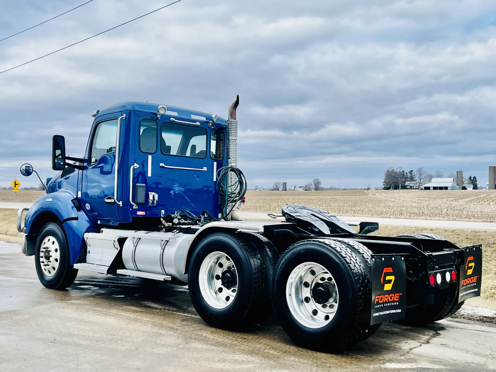 2019 Kenworth T880 - image 6