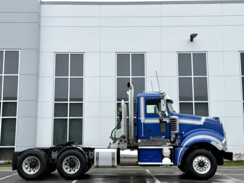 Another view of 2012 MACK TITAN TD713 for sale in New Lenox, IL at Forge Truck Centers - Illinois