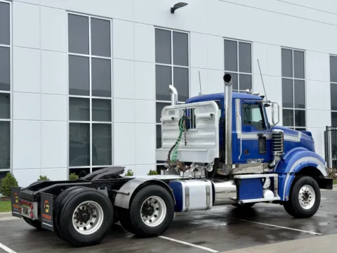 More photos of 2012 MACK TITAN TD713 at Forge Truck Centers - Illinois, IL
