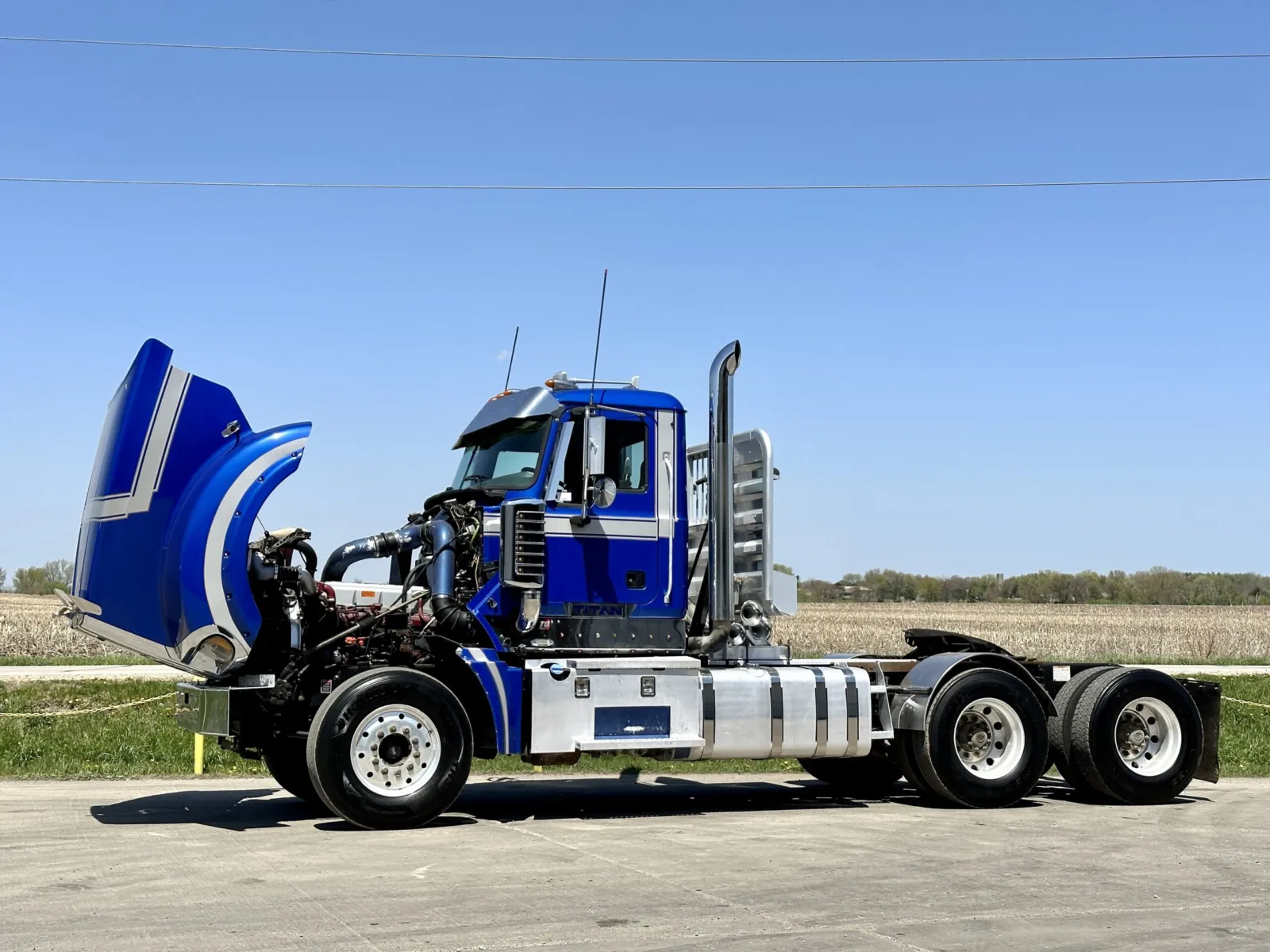 2012 Mack - image 10