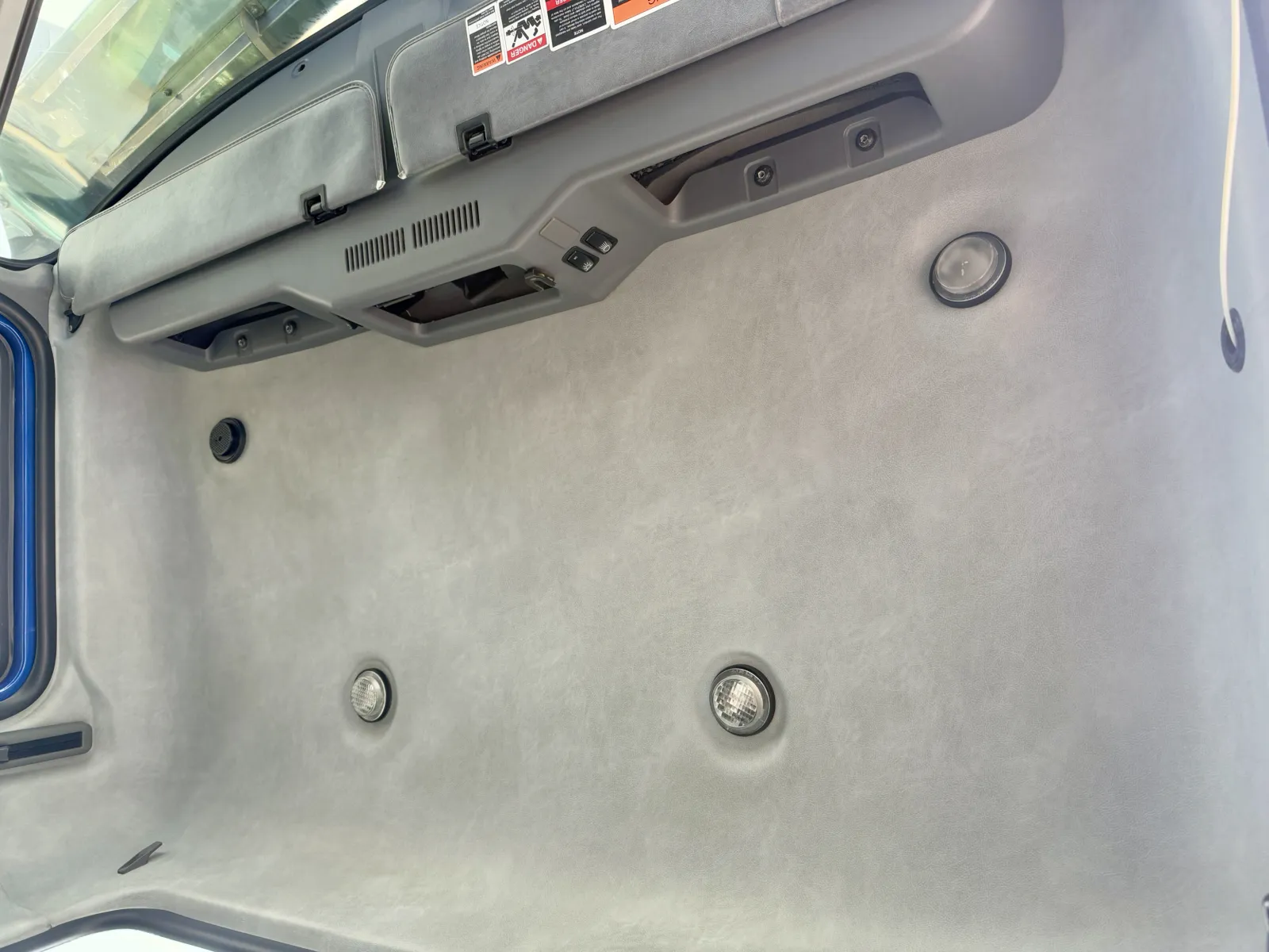 2012 Mack - image 21