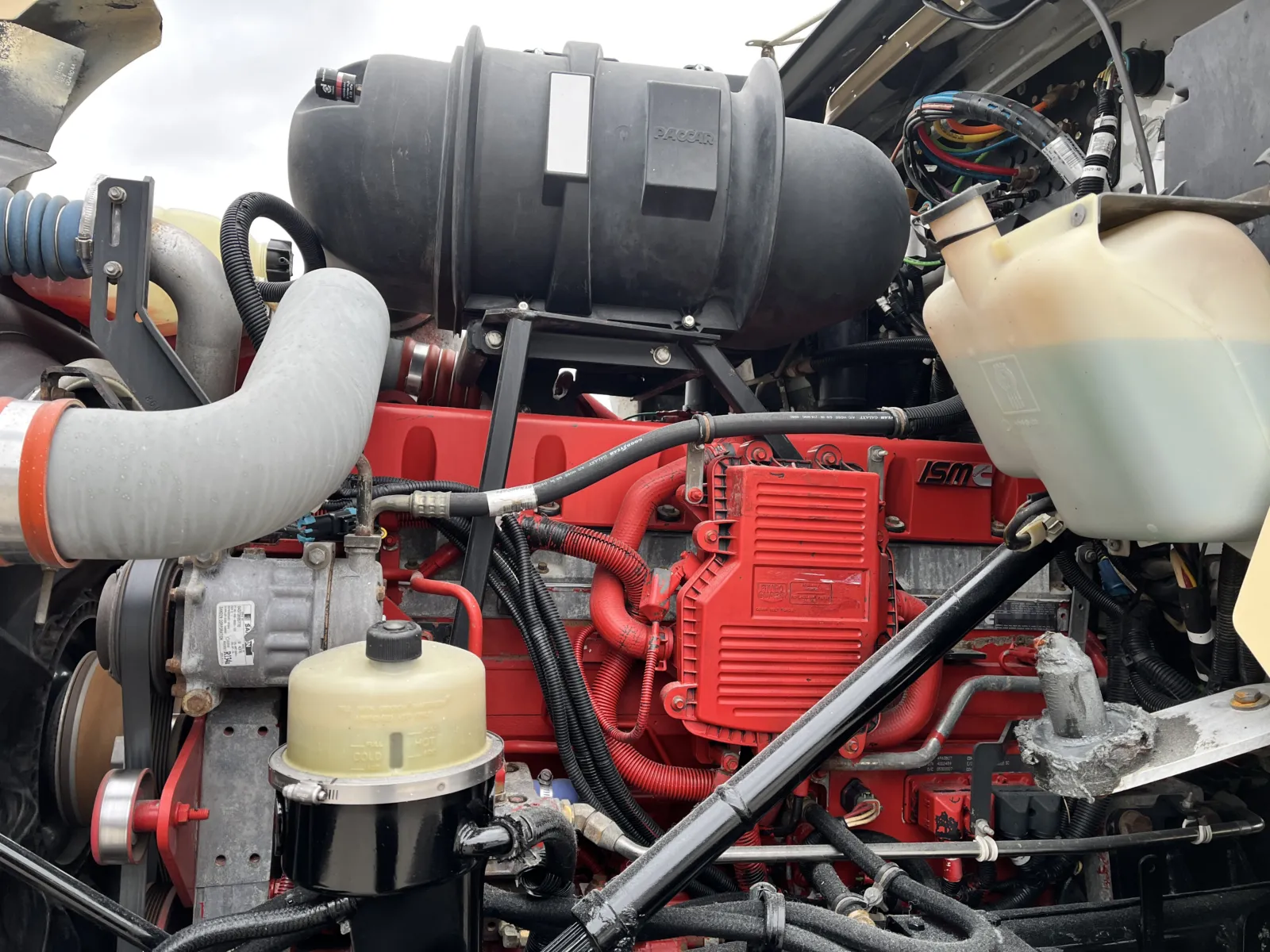 2008 Kenworth T800 - image 13