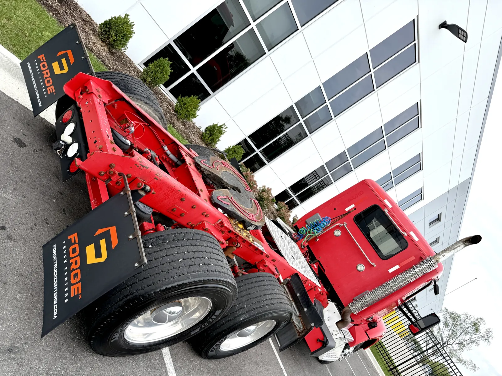 2015 Kenworth T880 - image 11