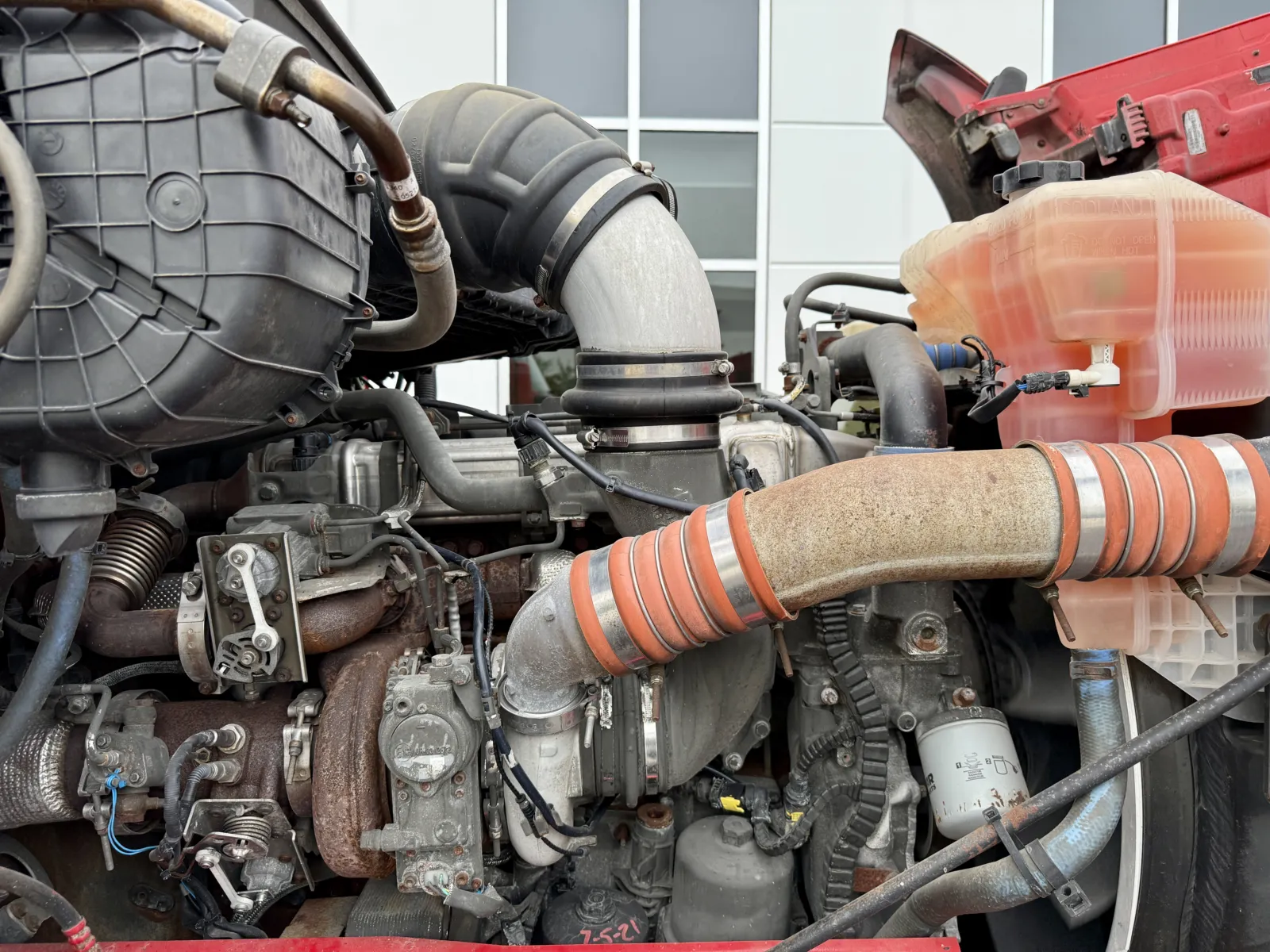 2015 Kenworth T880 - image 13